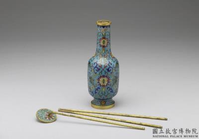 图片[2]-Copper vase in cloisonne enamels, Qing dynasty, Qianlong reign (1736-1795)-China Archive